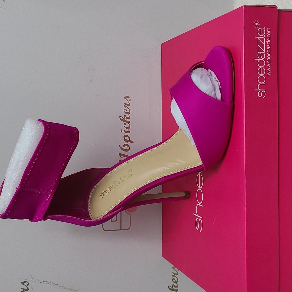 Women's Heeled Dress Sandals - Picture 2 of 13
